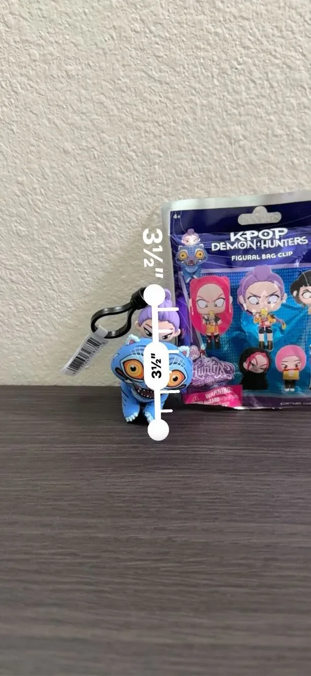KPop Demon Hunters Character Figural Bag Clip Keychain - Rumi Riding Derpy